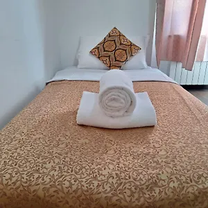 Casa Fanti 57 Albergue
